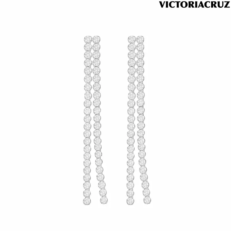 Orecchini Lunghi in Argento Sterling a Forma di Cascata Victoria Cruz